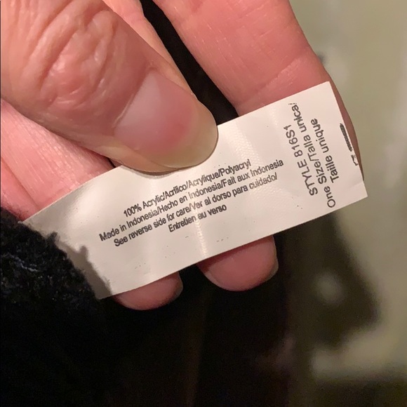 5/$20 Black winter hat with ear flaps. - Picture 6 of 7